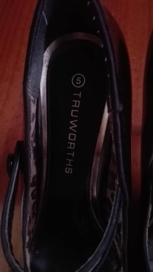 Heels Truworths High heel Shoes Size 5 was sold for R150.00 on 11 Jul