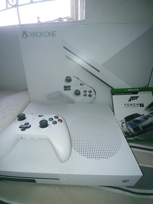 Consoles Xbox one 500Gb for sale in Cape Town (ID421893929)