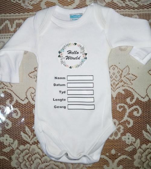 Baby Grows Hello Wereld Hello World Baby Grows Local Stock Was Listed For R100 00 On 5 Jan At 18 16 By Kimbo11 In Outside South Africa Id 447881674