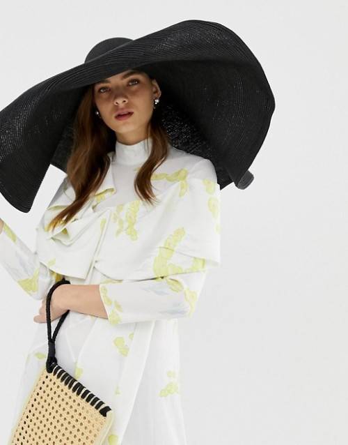 oversized summer hat