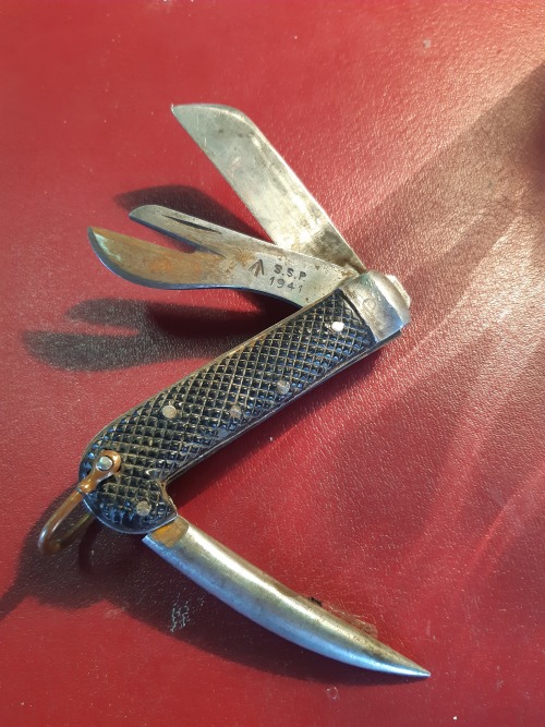Other Metalware - Old Pocket Knife was sold for R285.00 on ...