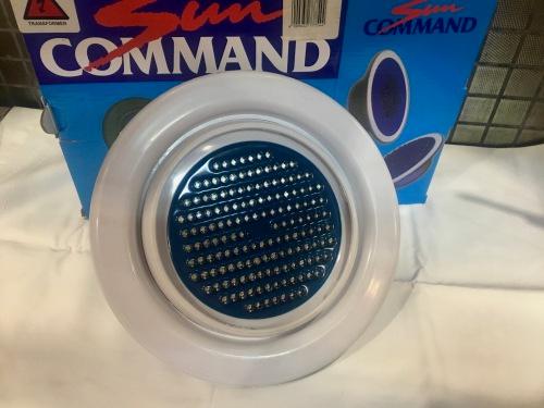 sun command pool light