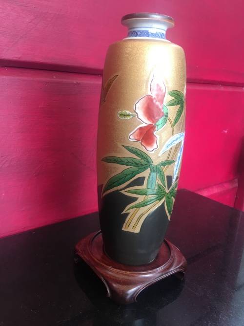 Oriental Porcelain Antique Meiji Ryuzan Japanese Designer Vase on