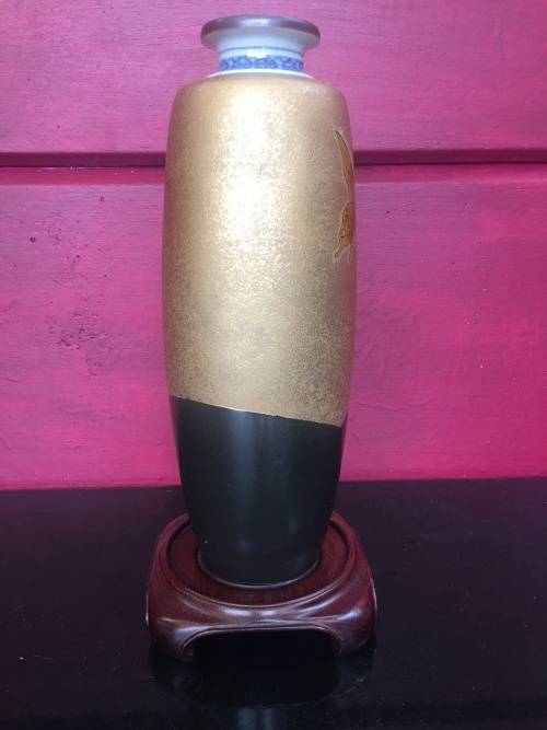 Oriental Porcelain Antique Meiji Ryuzan Japanese Designer Vase on