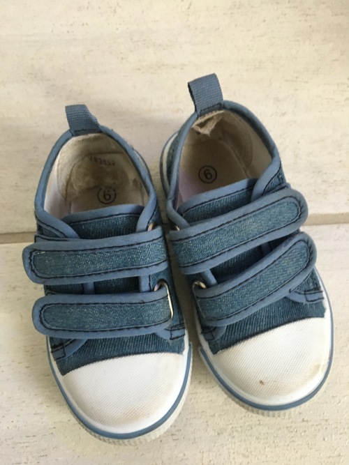 Shoes - Warehouse Clearance specials : Super cute denim takkies was ...