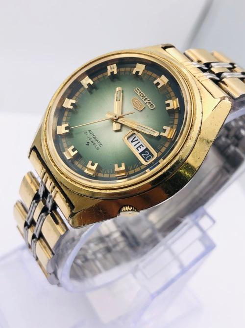 seiko 5 automatic day date