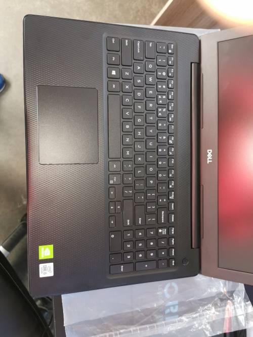 Laptops &amp; Notebooks Dell Inspiron 3593 i510th Gen 8gb