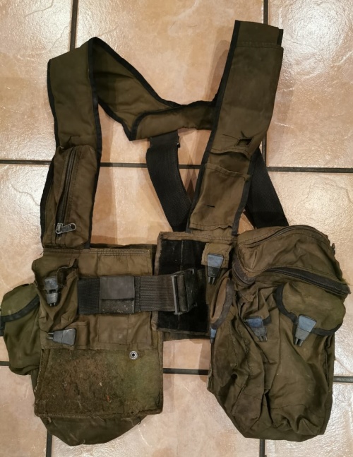Kit - SADF - Special Forces ( Recce ) Niemoller Load Bearing Vest ...