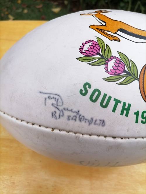 Sporting Memorabilia 1995 SPRINGBOK WORLD CUP LEATHER RUGBY BALL