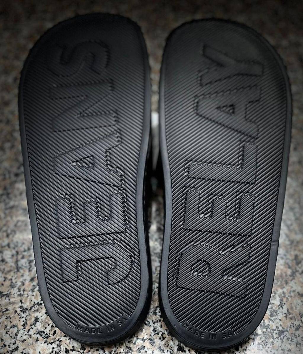 Sandals Relay Jeans Men`s Black Mono Slide was sold for 170.00 on 1